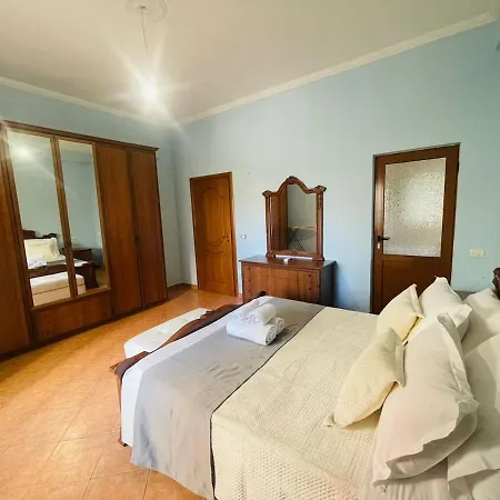2 Bedroom 20m From The *
